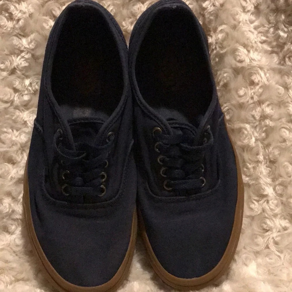 VANS - Picture 4 of 5